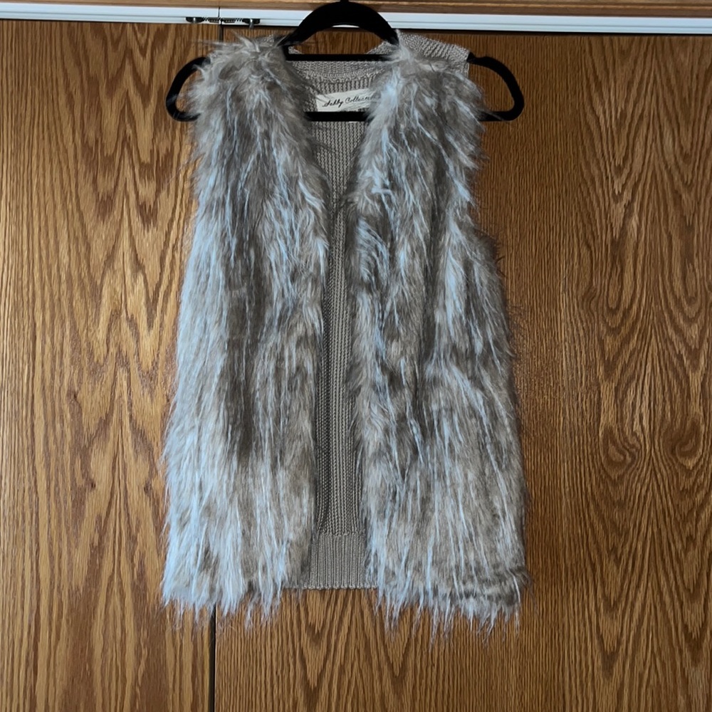 Sweater Vest
